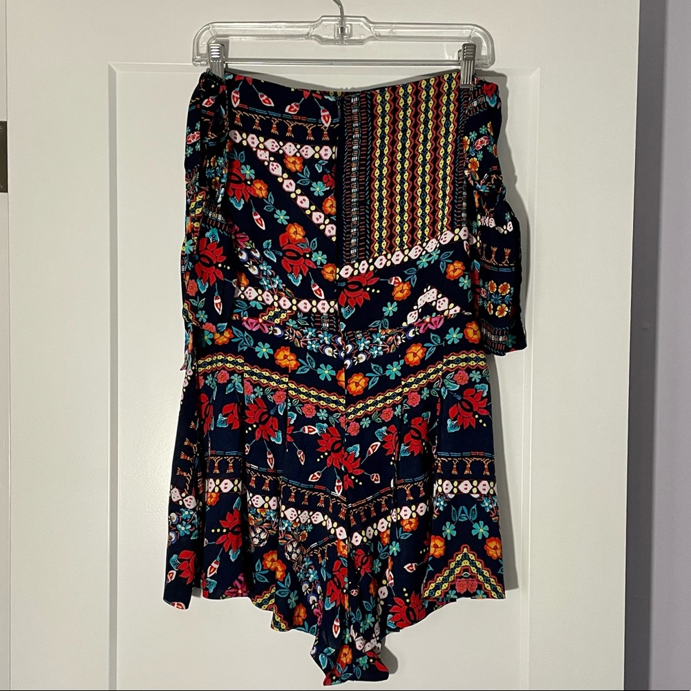 Three Days Romper - Picture 3 of 11